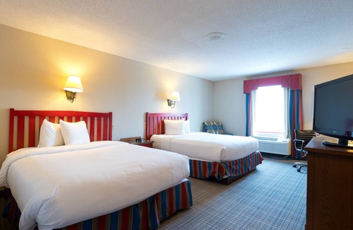 Clive Hotel | Wildwood Lodge