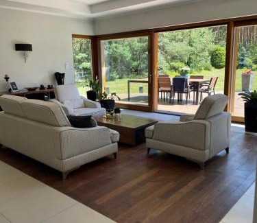 Wronki Villa | Willa przy lesie