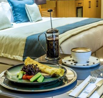 Karesi Hotel | Willmont Hotel
