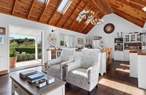 Martinborough House | Willow Cottage, Martinborough