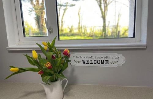Killarney Villa | WILLOW COUNTRY COTTAGE