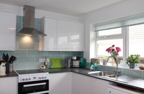 Nettlestone House | Willow-Oak