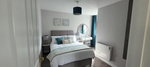 Ballycastle House | Willow Tree Cottage