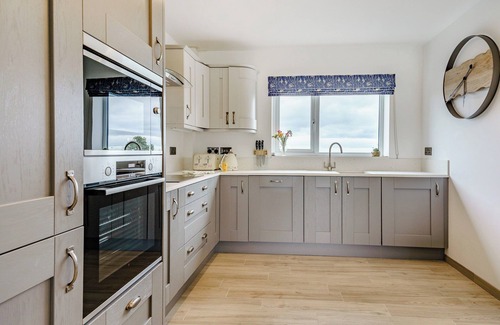 Ludchurch Cottage | Willow Tree Cottage - UK35893