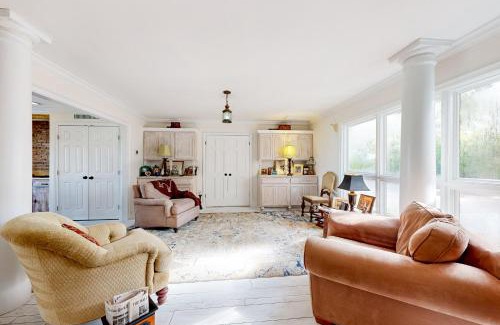 Epworth Acres House | Willowbrook Estate