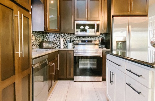 Kings Grant House | Wilmington home close to Wrightsville Beach, Downtown Riverfront, and Airport.