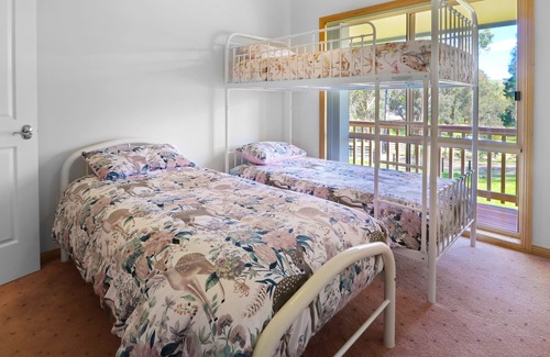 Bonnie Doon House | Wilson - Enjoy your private oasis overlooking the beautiful native garden.