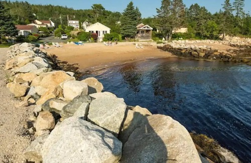 Boutiliers Point Cottage | Wilson's Coastal Club - C4