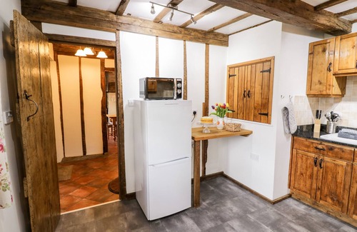 Wall-under-heywood Cottage | Wilstone Cottage