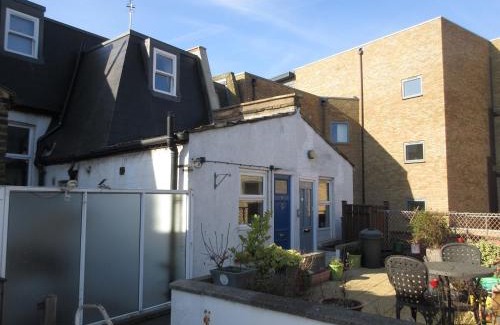 Southfields Apartment | Wimbledon Apartment