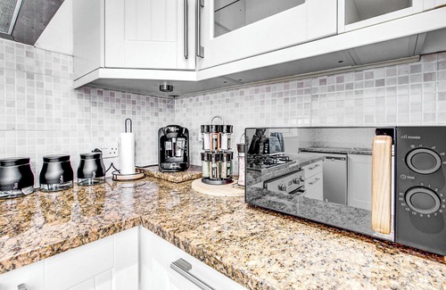Hillside House | Wimbledon/Discount/Ensuite/Close to AELTC&Station