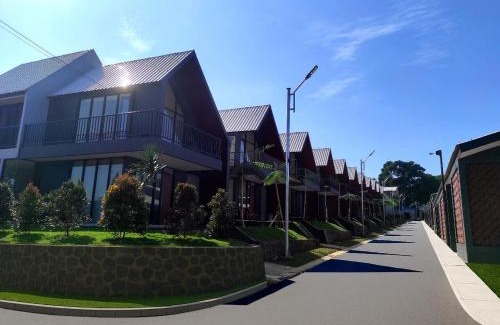 Megamendung Resort | Wind Hill Mountain View Resort