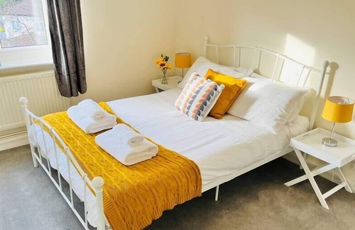 Yeadon House | Windmill Lodge at Leeds/Bradford Airport