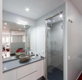 Puerta del Angel Apartment | WindRose 4