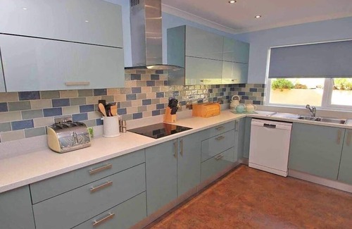 Trenance House | WINDRUSH, pet friendly, country holiday cottage in Newquay