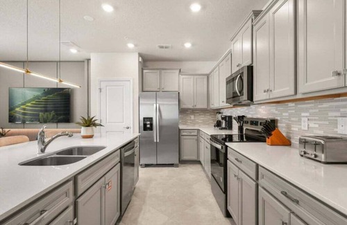 Four Corners House | Windsor Cay 157 - Five Bedroom House, Sleeps 12