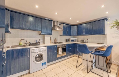 Windsor House | Windsor centre Parkview
