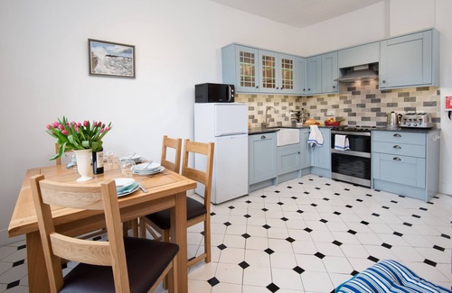 Cockburnspath Cottage | WINDYRIG, Cockburnspath - sleeps 4 in 2 bedrooms