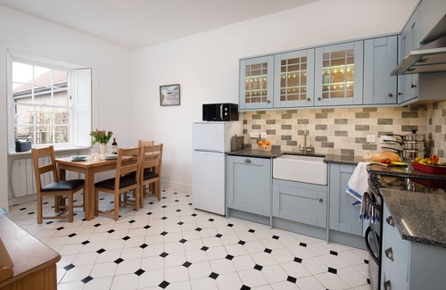 Cockburnspath Cottage | WINDYRIG, Cockburnspath - sleeps 4 in 2 bedrooms