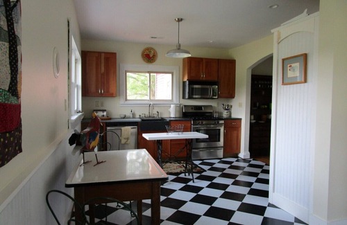 Patrick Henry Cottage | Wine Country Cottage
