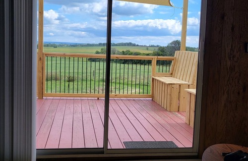 Waterloo House | Wineries, lakes, parks, Amish markets, 360 vistas, center Finger Lakes 2B, 2B!