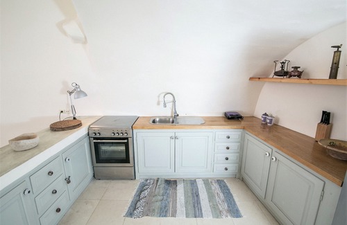 Finikia Villa | Winery House and 2 guest houses. Old winery converted into a stylish villa