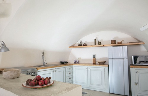 Finikia Villa | Winery House where dreams live. Villa with private pool and stunning garden