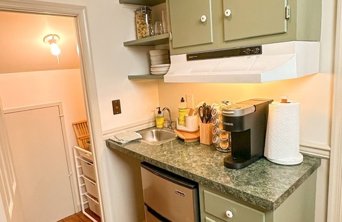 Nottingham Other | Winery & Vineyard Loft with 1000+ acres of hiking. Farm with Goats & Horses