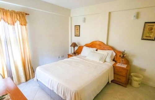 Bonne Terre Apartment | WinFort 2 bedroom Marina View