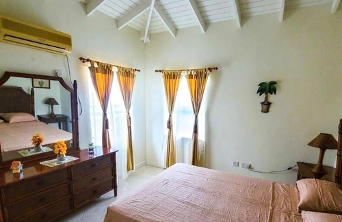 Bonne Terre Apartment | WinFort 2 bedroom Marina View