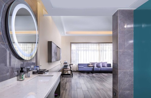Xiufeng Hotel | Wing Hotel Guilin - Central Square