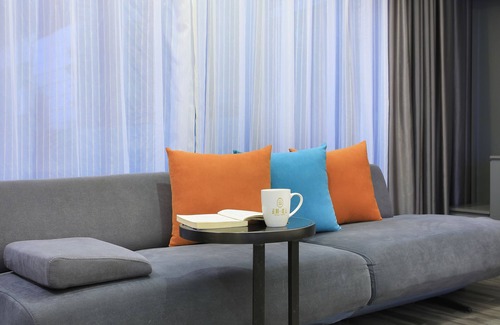 Xiufeng Hotel | Wing Hotel Guilin - Central Square