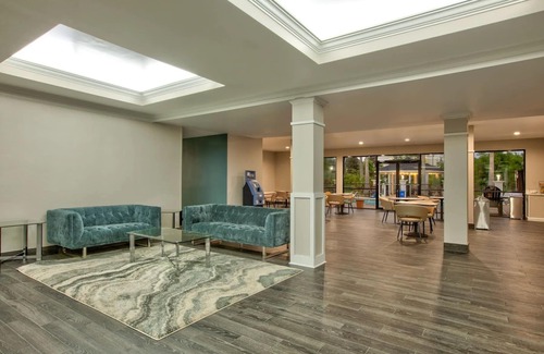 Gulf Hills Hotel | Wingate by Wyndham Biloxi/Ocean Springs
