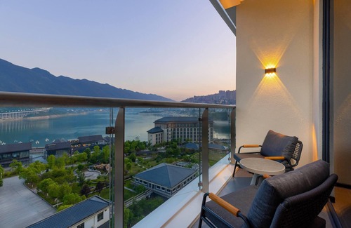 Wushan Hotel | Wingate by Wyndham Chongqing Wushan
