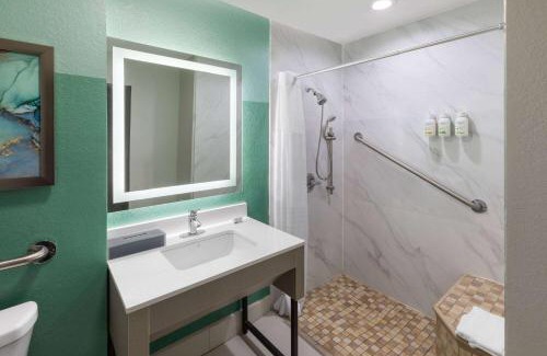 Sulphur Hotel | Wingate by Wyndham Sulphur Near Lake Charles