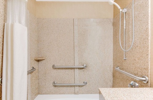York Hotel | Wingate by Wyndham - York