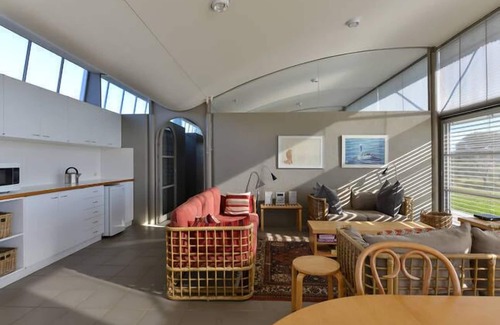 Bingie House | Winner of 2011 National Award for Enduring Architecture