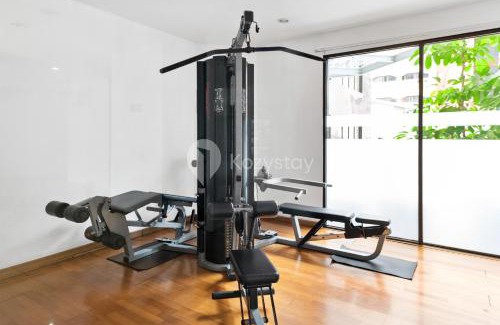 Senayan Apartment | Winston by Kozystay - Semanggi