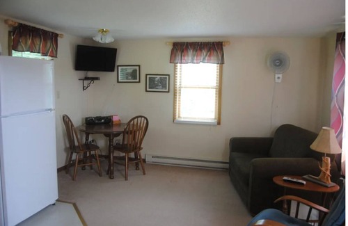 Winter Cottage | Winter Nights Cottages: Cottage 3 Winter, Wisconsin vacation rental.
