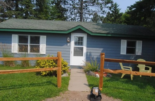Winter Cottage | Winter Nights Cottages: Cottage 1 Winter, Wisconsin vacation rental.