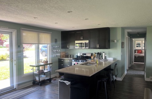 Thamesville House | Winter Rental; Birders' Joy ; Lake Erie Beach Front; Walkers beach; 3 BR/2 Bathn