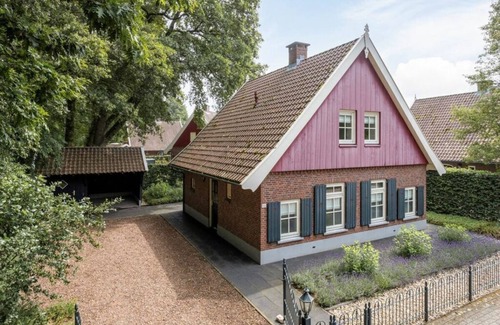 Winterswijk - Meddo House | Winterswijk Modern retreat