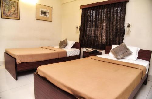 Kolkata House | Wise Owl Comfotel