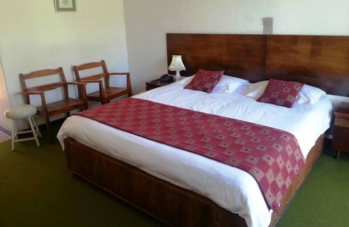 Mutare House | Wise Owl Motel