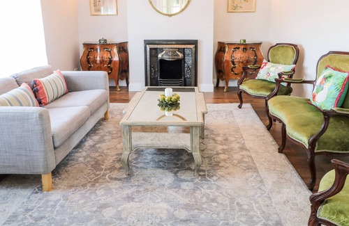 Annagry Cottage | WISTERIA COTTAGE, family friendly in Annagry, County Donegal