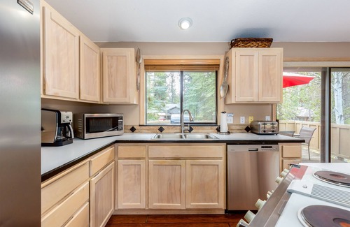 Deer Park House | Witc04 - Dog Friendly, Hot Tub, Great Views