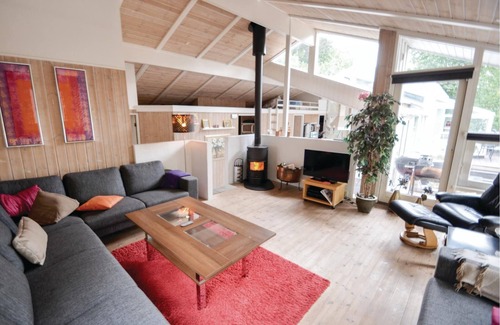 Ebeltoft House | With a super interior, plenty of space and comfort to sweeten your vacation stay you will be welcome