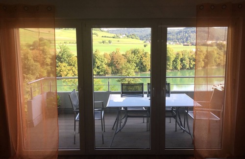 Laufenburg Apartment | With access to the Rhine, family and pet friendly, WLAN