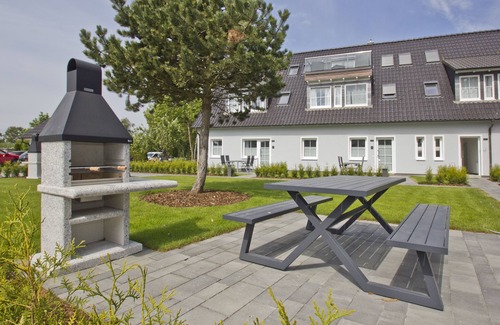 Gross Zicker Apartment | With sea view, use of swimming pool and sauna - Haus Inselwind FeWo MEERstrand