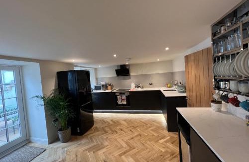 Newington Apartment | WM Garden Cottage